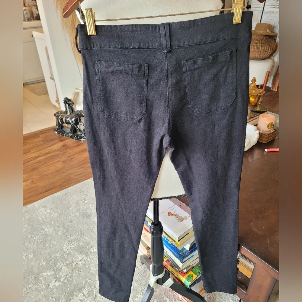 Balenciaga Women's Black Skinny Jeans
